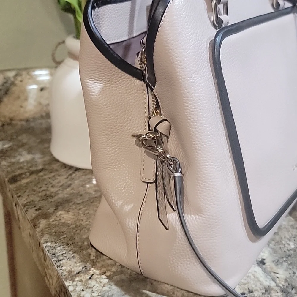 Kate Spade EUC large leather Evangelie handbag - Picture 3 of 7